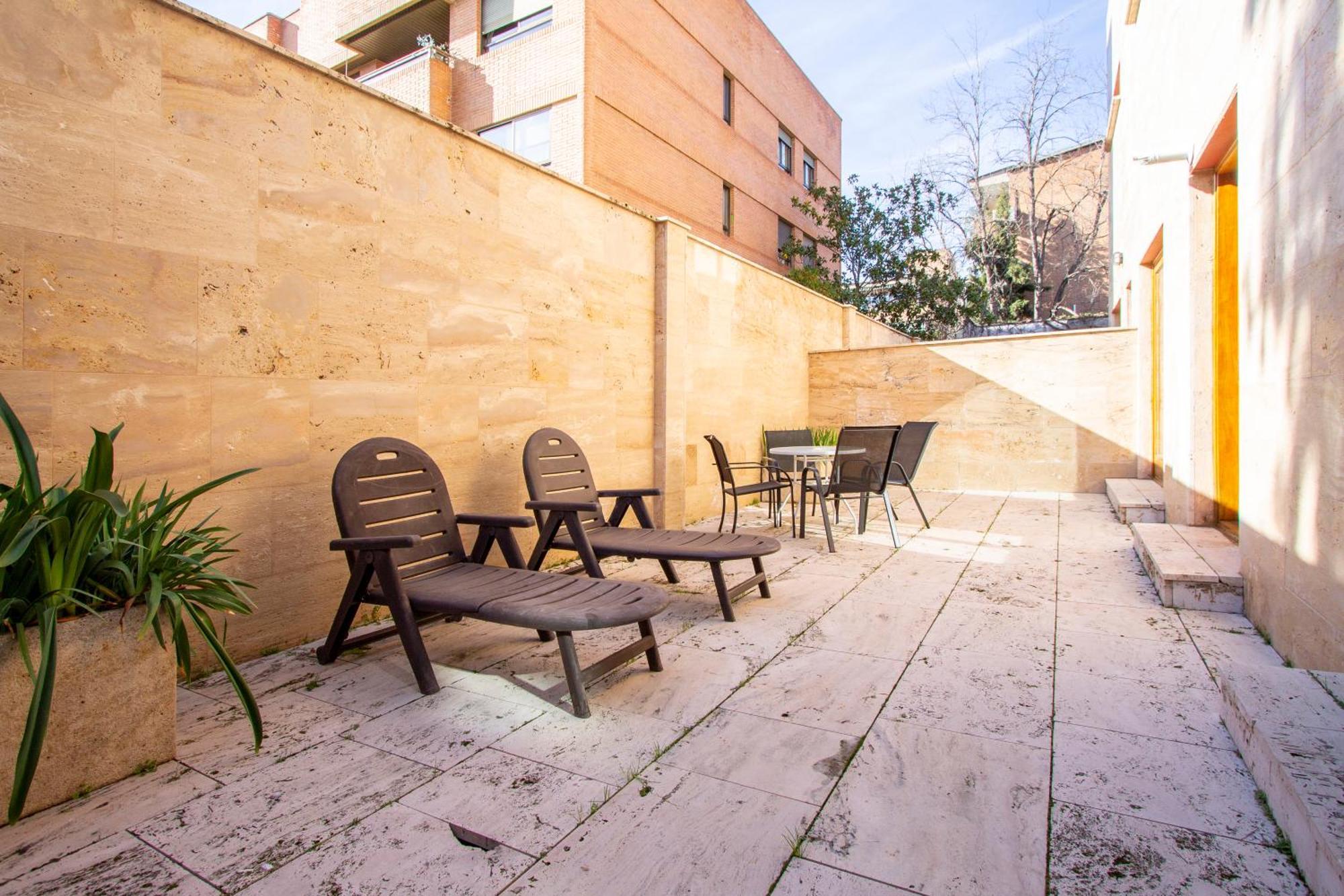 Apartamentos Villablino Arturo Soria Madrid Exterior foto