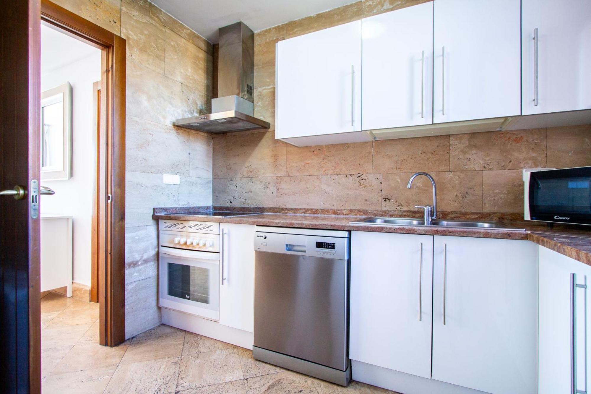 Apartamentos Villablino Arturo Soria Madrid Exterior foto