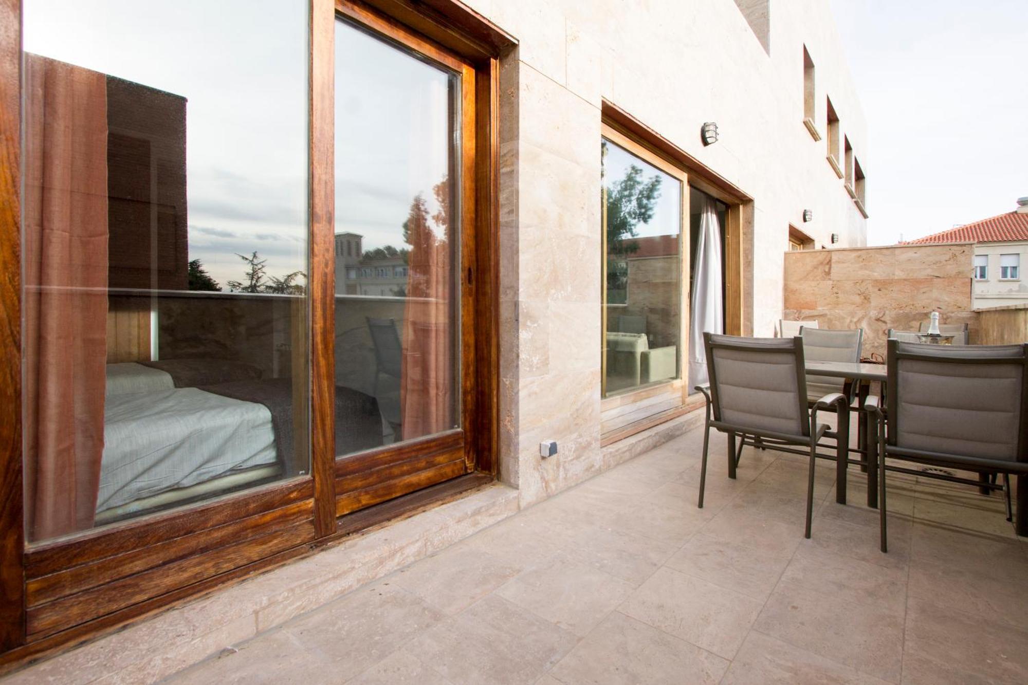 Apartamentos Villablino Arturo Soria Madrid Exterior foto
